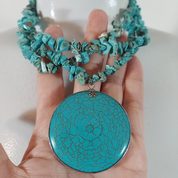 FINAL DROP💋Huge Turquoise disk pendant 3 strand chunky necklace - Picture 5 of 7